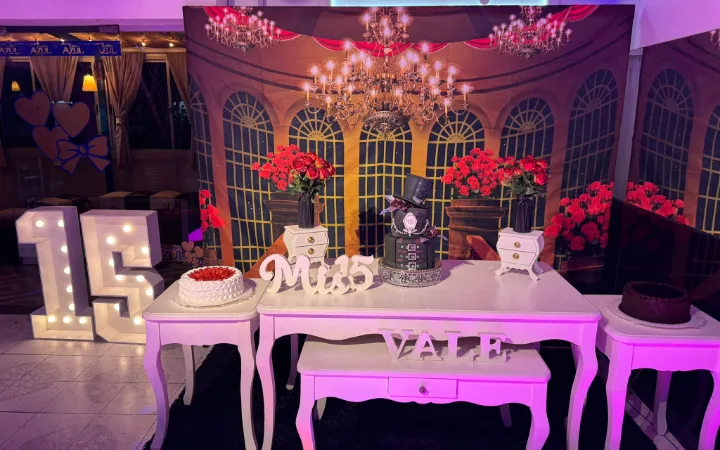 NUEVO SALON AZUL
